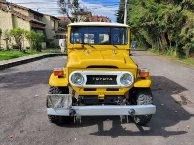 Toyota FJ40