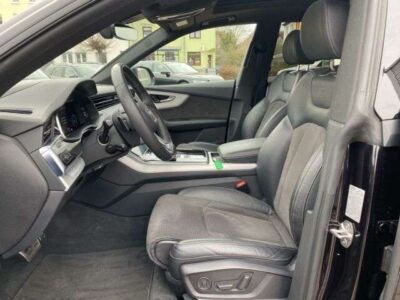 Audi Q8 50TDI quattro S-Line AHK+Pano