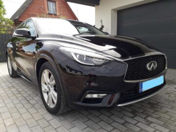 infiniti Q30