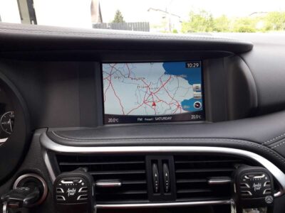 infiniti Q30