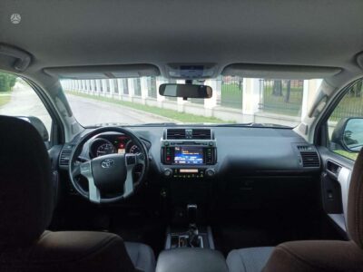 land Cruiser